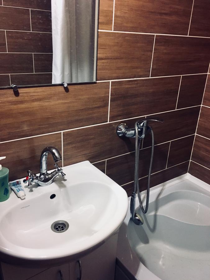 Apartamenty. Geroev Krut Sumi Dış mekan fotoğraf